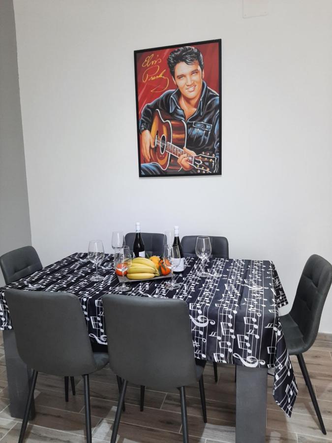 The Home Of Music Stars كاتانيا المظهر الخارجي الصورة